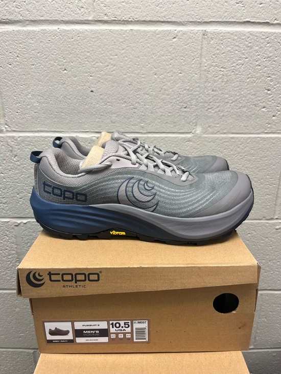 NEW Topo pursuit 3 men\'s size 10.5 trail running shoes (grey navy) main image 9